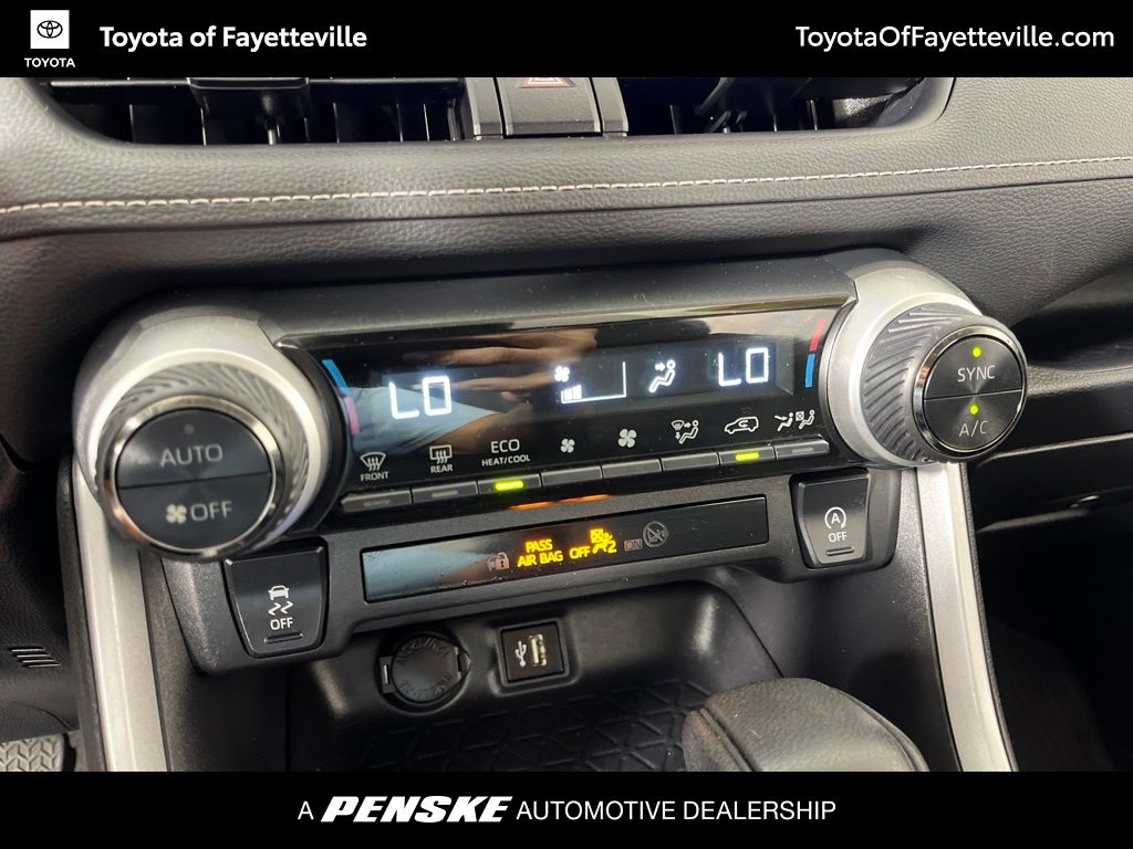 2024 Toyota RAV4 XLE - Photo 28
