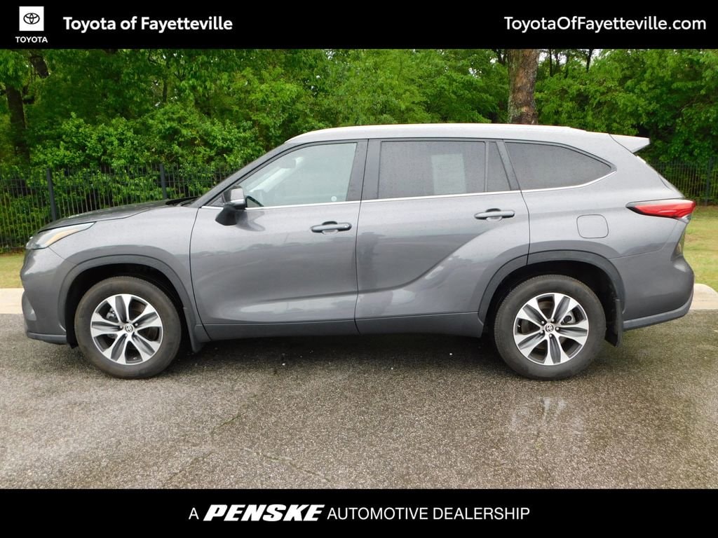 Used 2023 Toyota Highlander XLE SUV