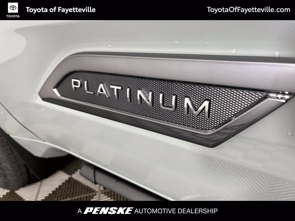 New 2026 Toyota Tundra i-FORCE MAX Platinum PLATINUM CREWMAX 5.5