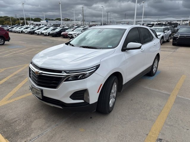 2022 Chevrolet Equinox LT photo 2