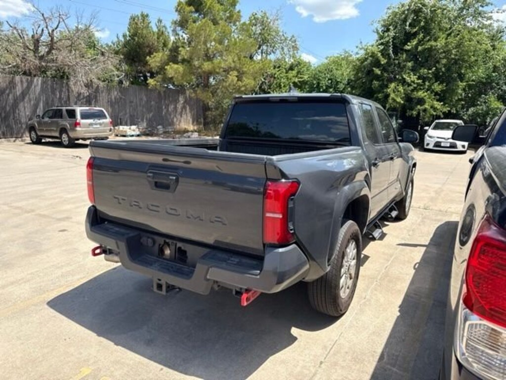 Used 2025 Toyota Tacoma SR5 Truck Double Cab