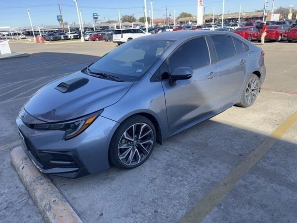 Used 2021 Toyota Corolla SE Sedan