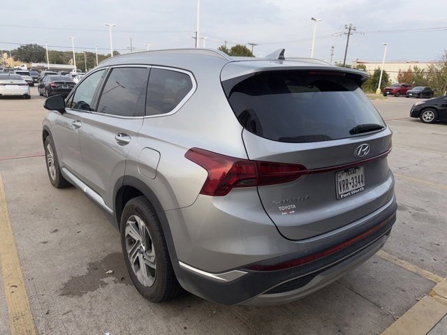 2021 Hyundai Santa Fe SEL photo 2