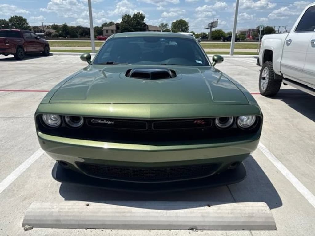 Used 2023 Dodge Challenger R/T Coupe