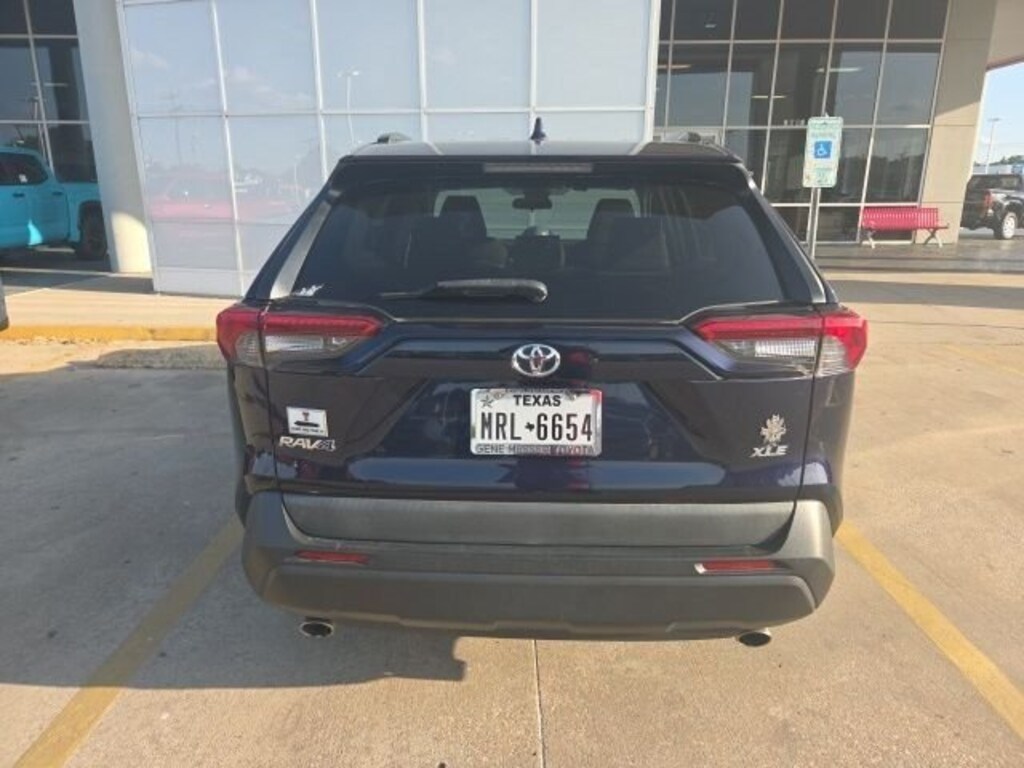 Used 2019 Toyota RAV4 XLE SUV