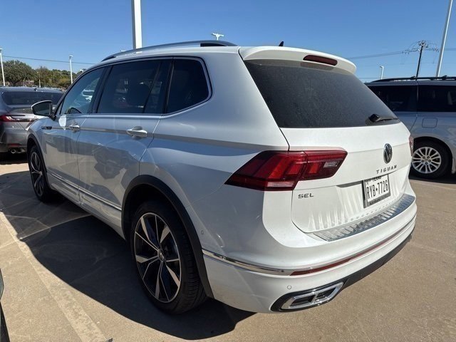 2022 Volkswagen Tiguan SEL Premium R-Line photo 3