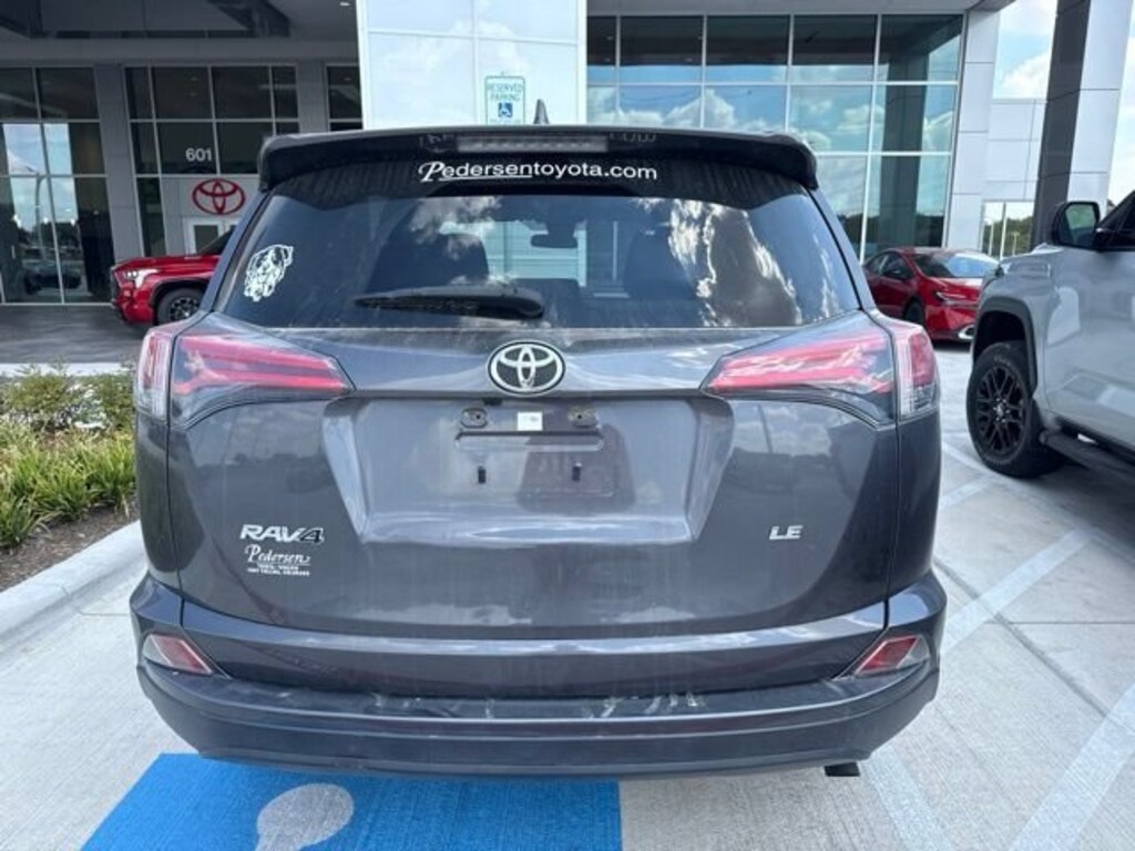 Used 2018 Toyota RAV4 LE SUV