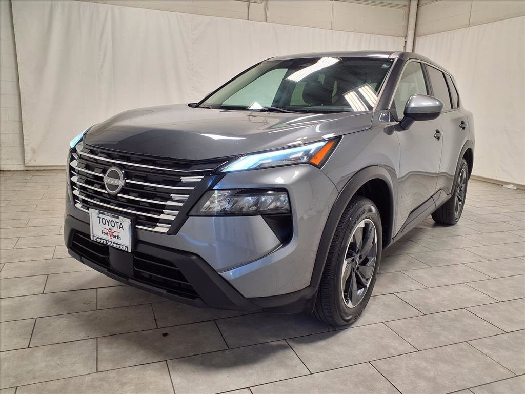 Used 2024 Nissan Rogue SV SUV