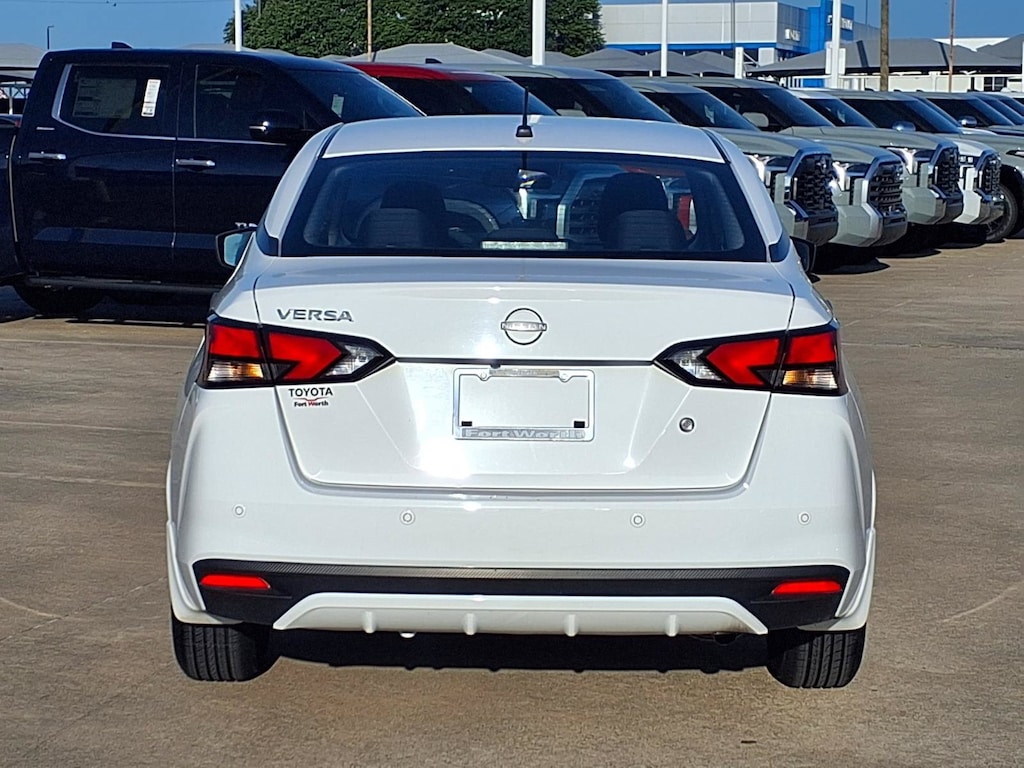 Used 2024 Nissan Versa 1.6 S Sedan