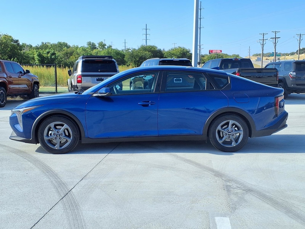 Used 2025 Kia K4 LXS Sedan