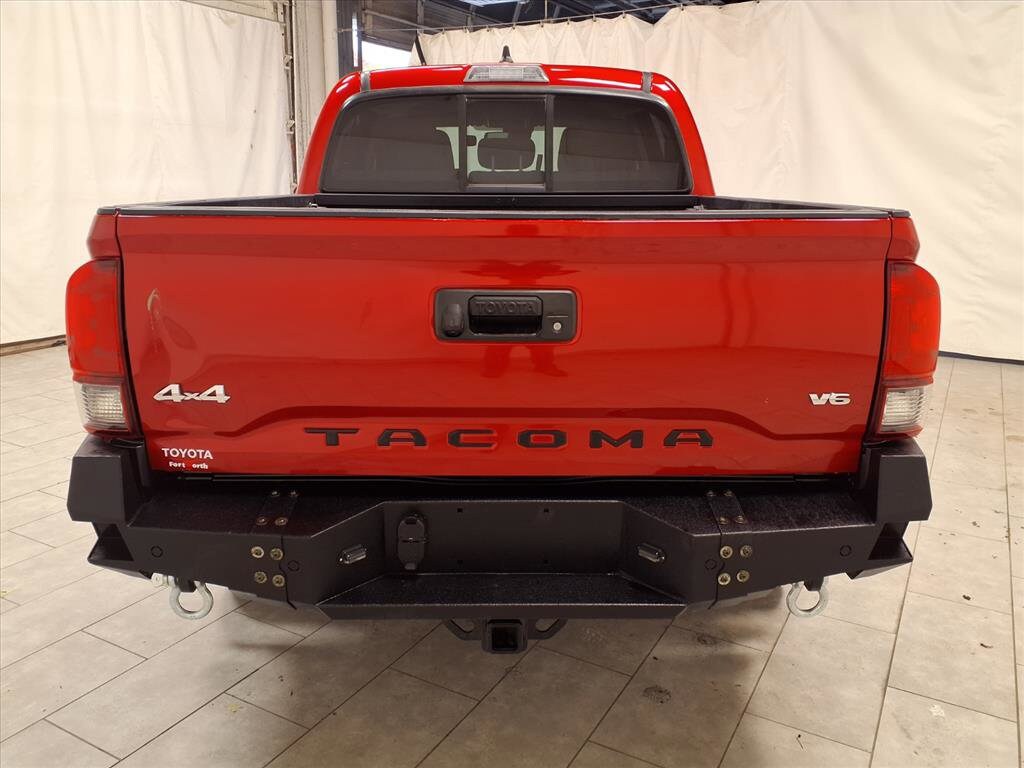 2023 Toyota Tacoma SR V6 photo 3