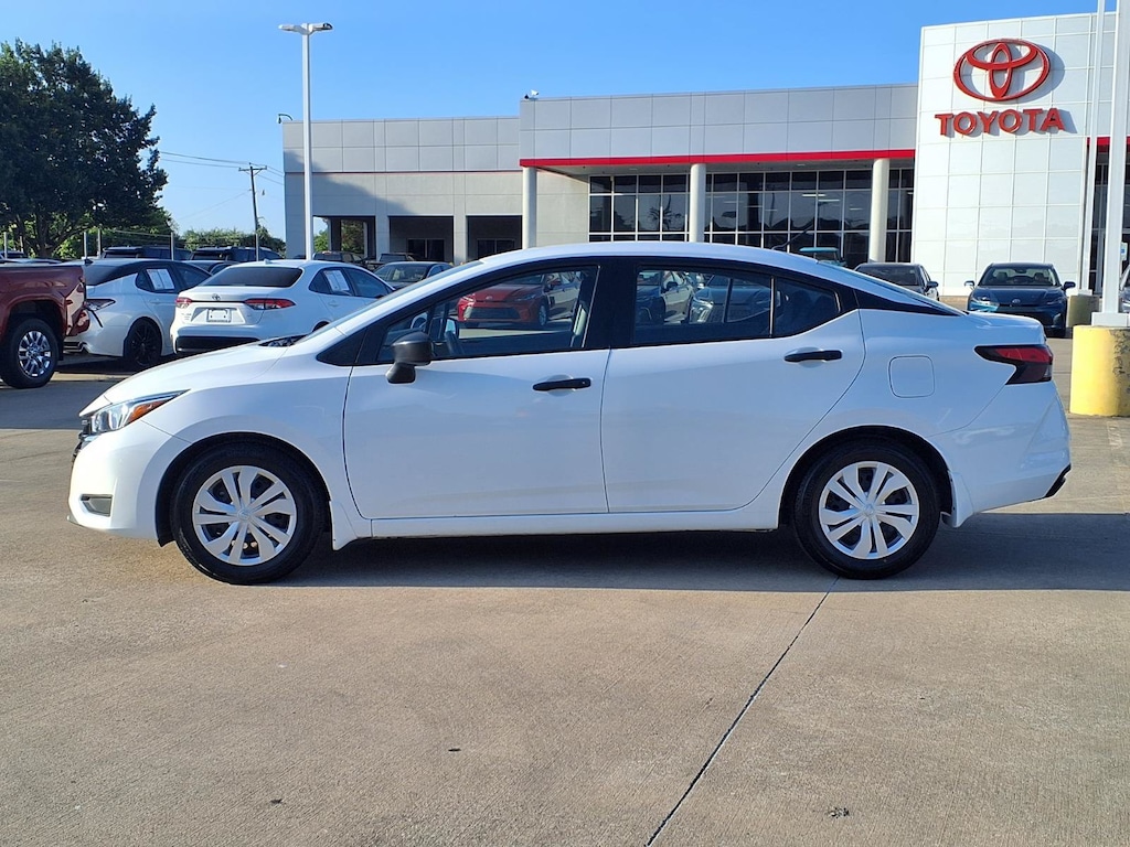 Used 2024 Nissan Versa 1.6 S Sedan