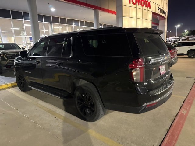 2023 Chevrolet Suburban LS photo 3