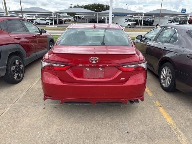 2024 Toyota Camry SE photo 4