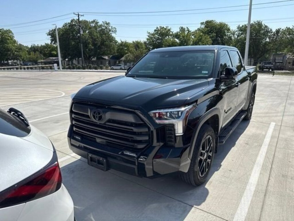 Used 2025 Toyota Tundra Limited Truck CrewMax