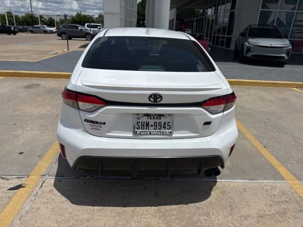 Used 2025 Toyota Corolla SE Sedan