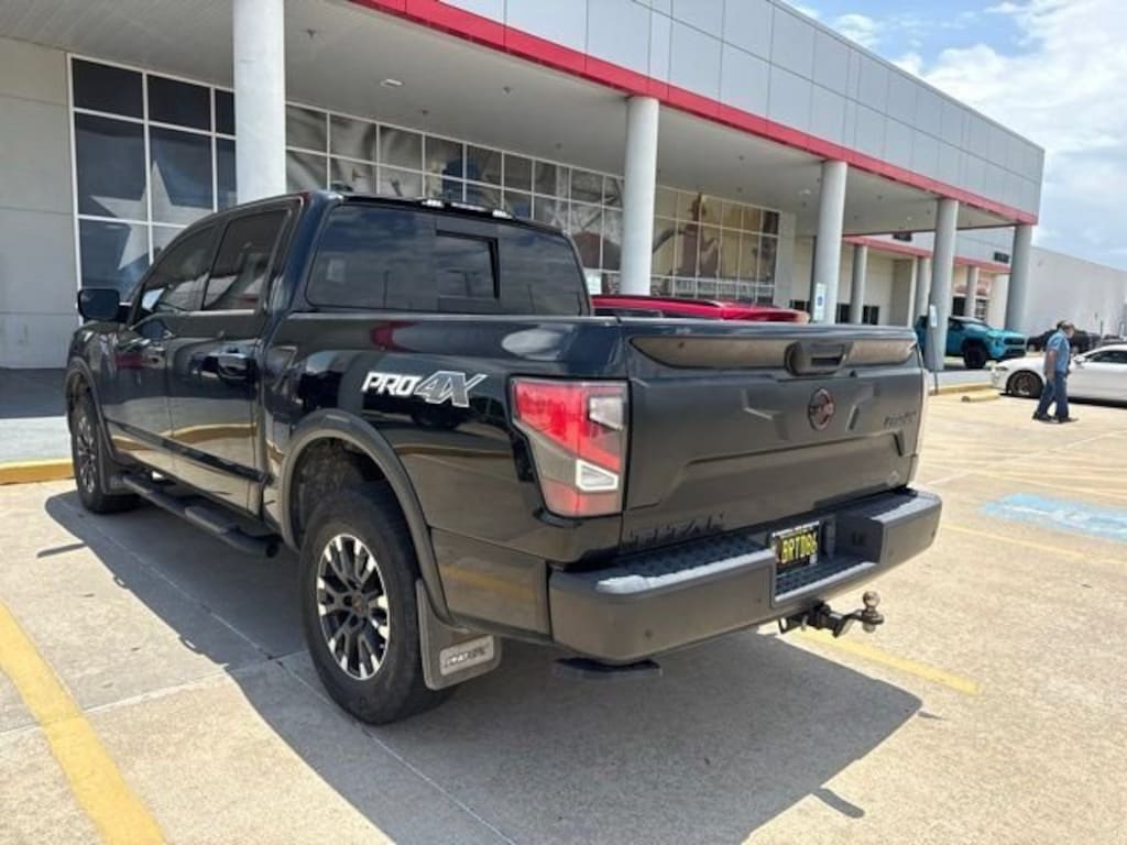 Used 2023 Nissan Titan PRO-4X Truck Crew Cab