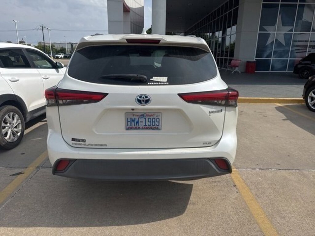 Certified 2021 Toyota Highlander Hybrid XLE SUV