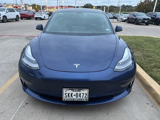2021 Tesla Model 3 Standard Range Plus photo 2