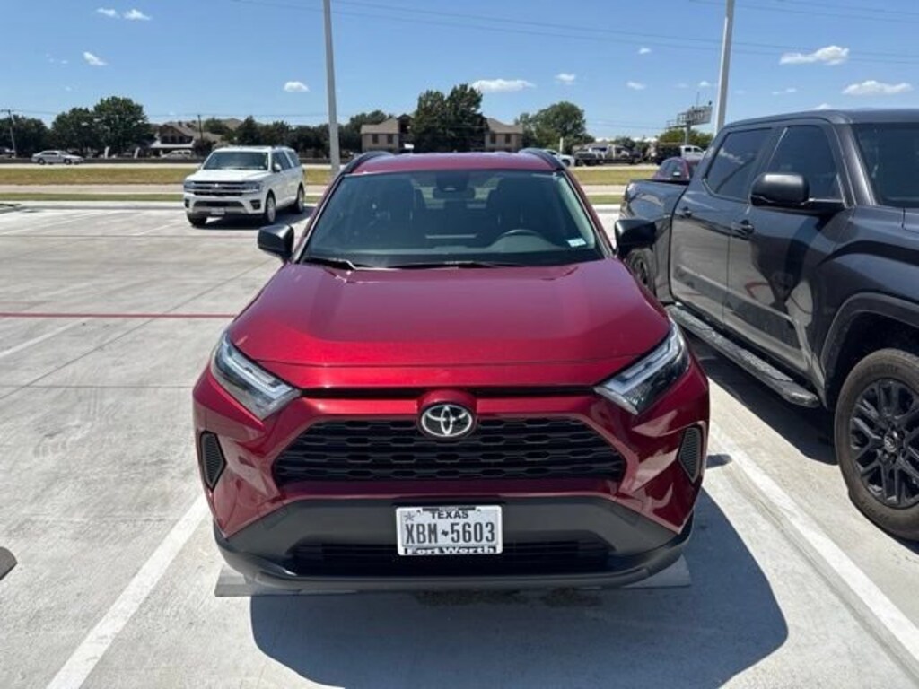 Used 2025 Toyota RAV4 Hybrid LE SUV