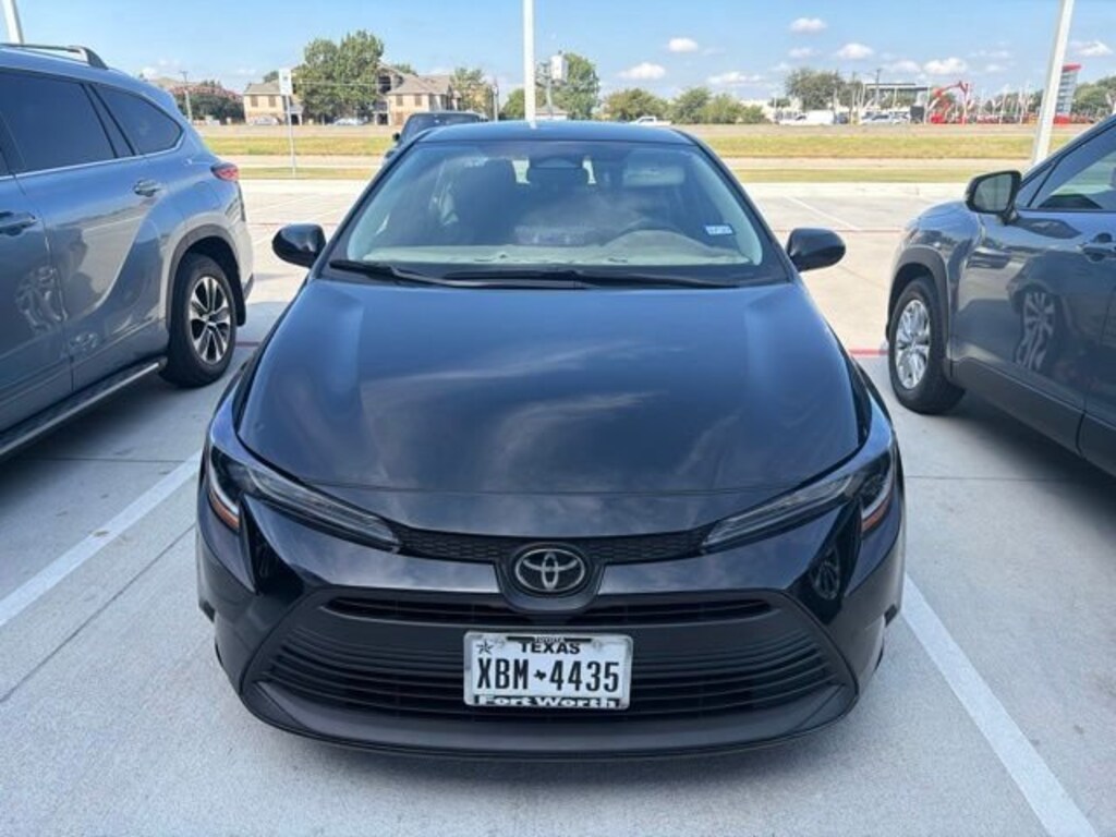 Used 2024 Toyota Corolla LE Sedan