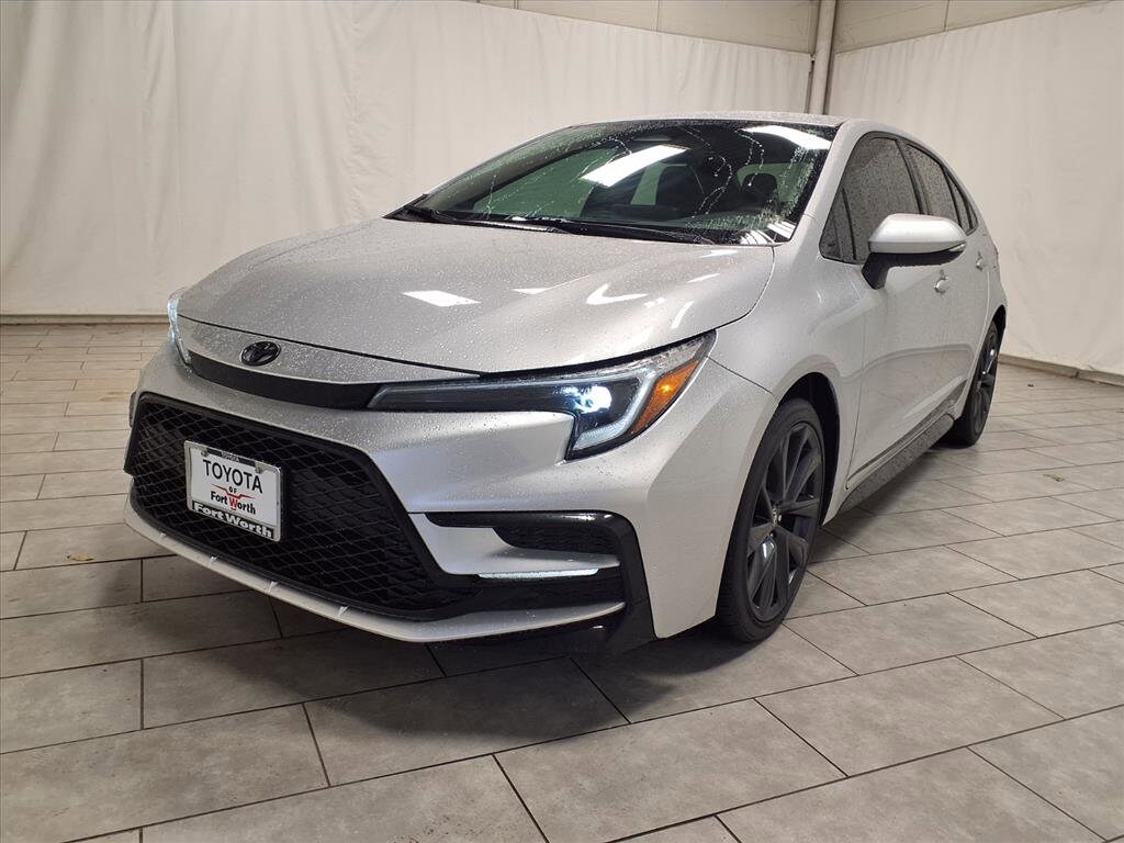 2024 Toyota Corolla SE photo 2