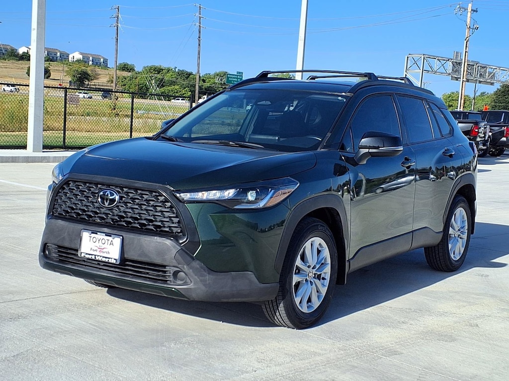 Used 2025 Toyota Corolla Cross LE SUV