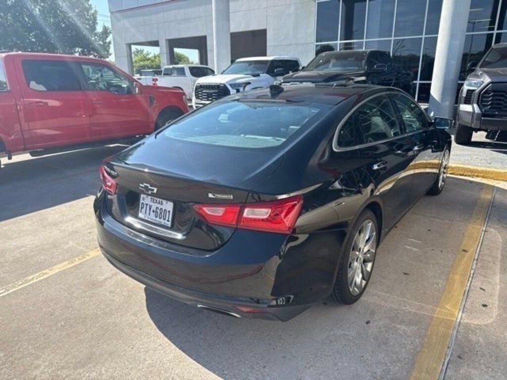 Used 2017 Chevrolet Malibu Premier w/2LZ Sedan