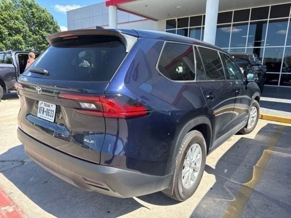 Used 2025 Toyota Grand Highlander XLE SUV