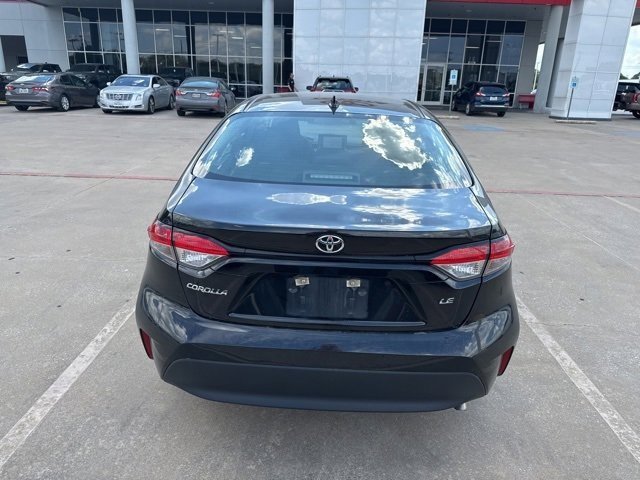 2023 Toyota Corolla LE photo 3