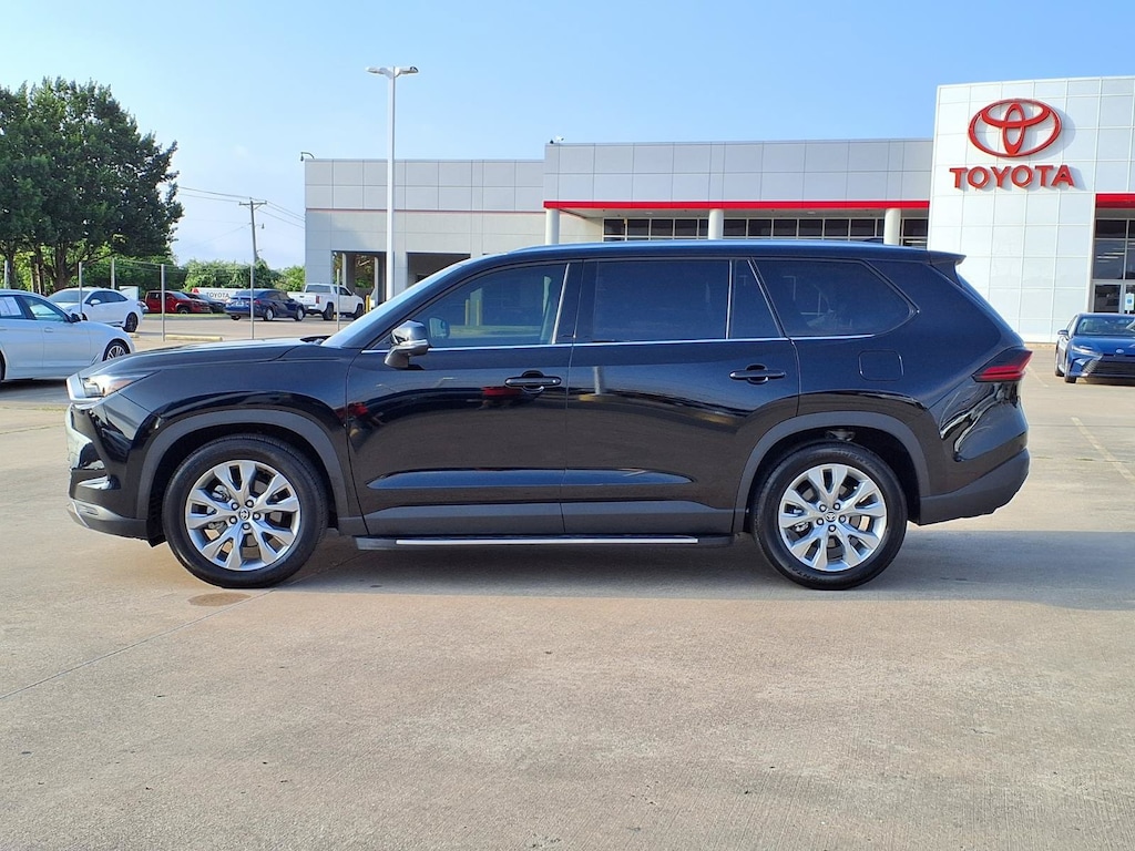 Used 2026 Toyota Grand Highlander LE SUV
