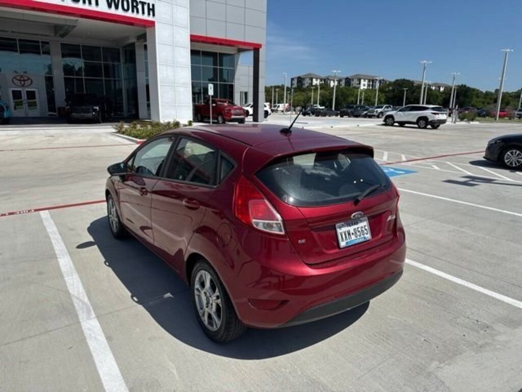 Used 2014 Ford Fiesta SE Hatchback