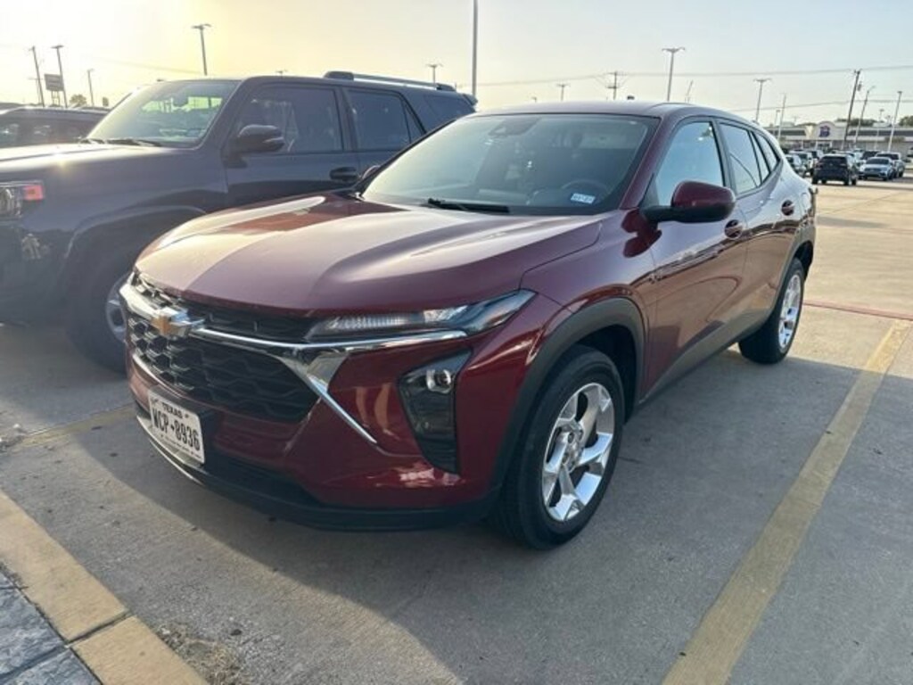 Used 2024 Chevrolet Trax LS SUV