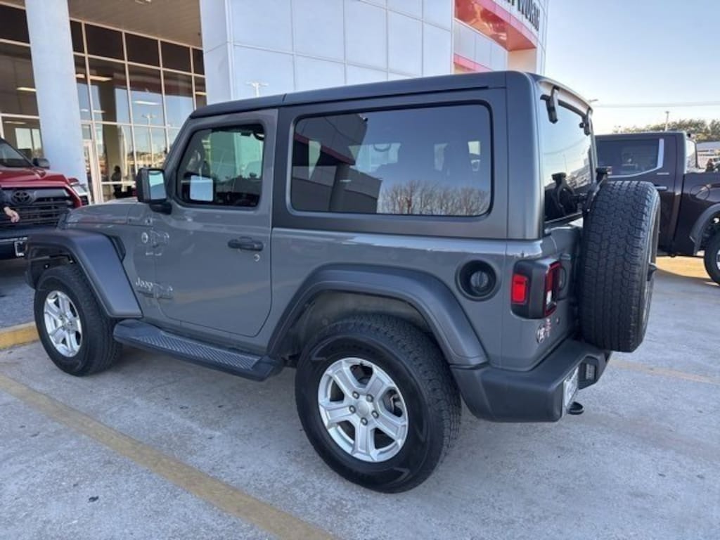 Used 2019 Jeep Wrangler Sport 4x4 SUV