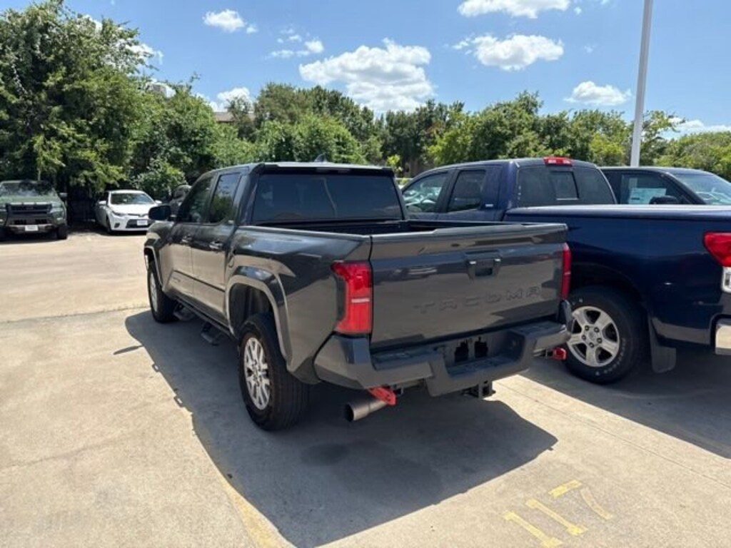 Used 2025 Toyota Tacoma SR5 Truck Double Cab