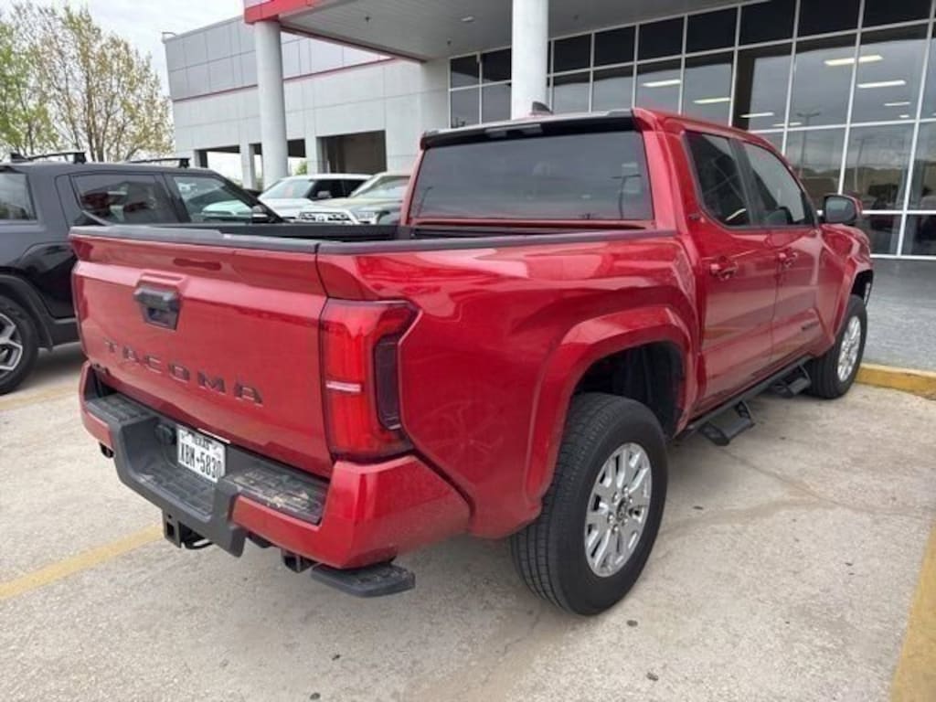 Used 2025 Toyota Tacoma SR5 Truck Double Cab