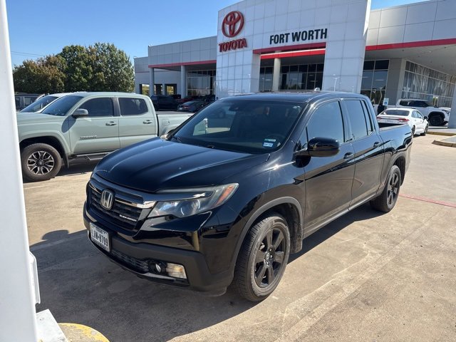 2017 Honda Ridgeline Black Edition photo 2
