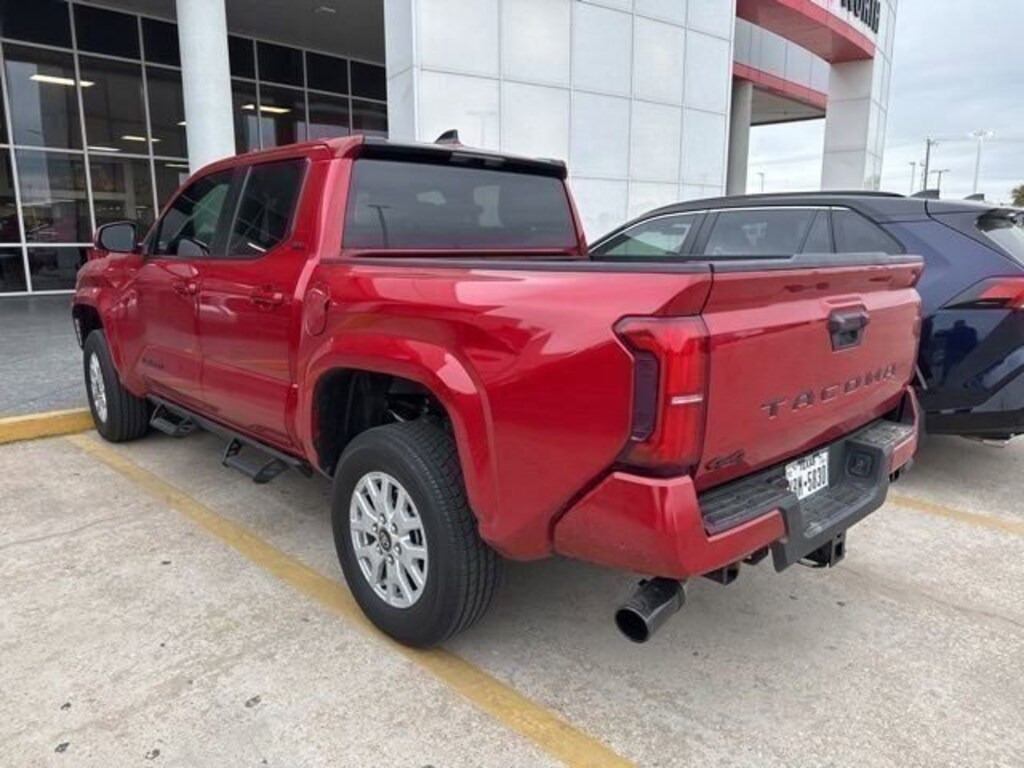 Used 2025 Toyota Tacoma SR5 Truck Double Cab