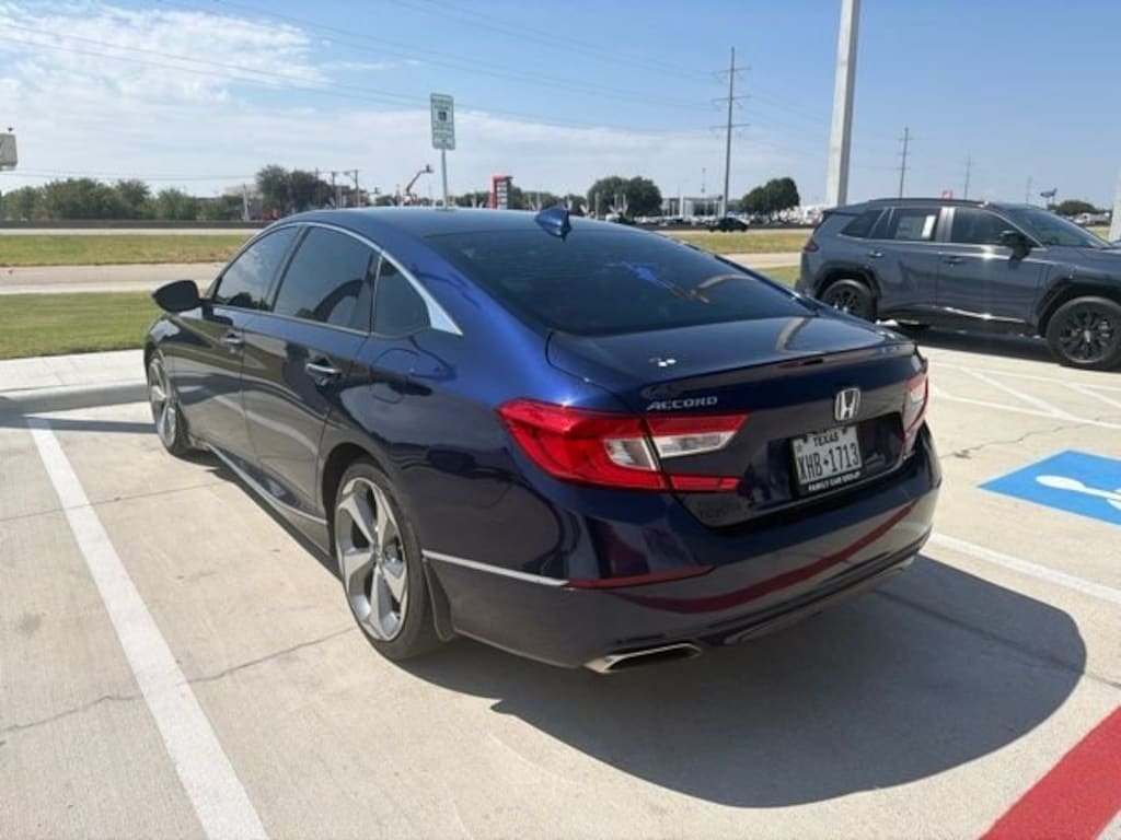 Used 2018 Honda Accord Touring Sedan