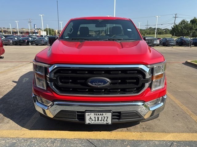 2022 Ford F-150 XLT photo 2