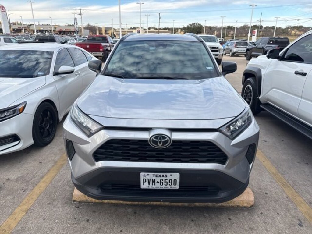 Used 2021 Toyota RAV4 LE SUV