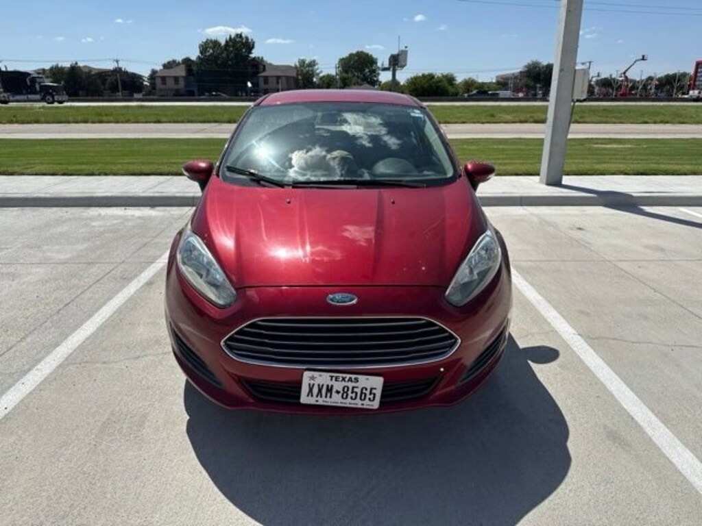 Used 2014 Ford Fiesta SE Hatchback