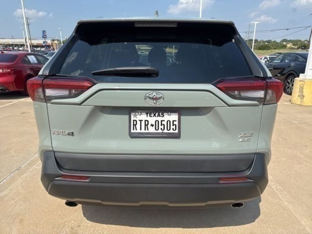 Used 2019 Toyota RAV4 XLE SUV