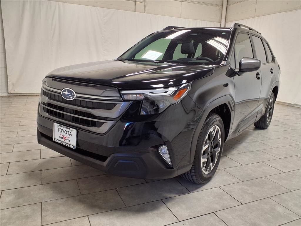 Used 2025 Subaru Forester Premium SUV
