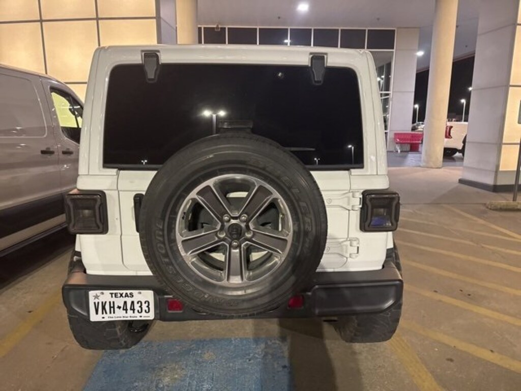 Used 2020 Jeep Wrangler Unlimited Sahara SUV