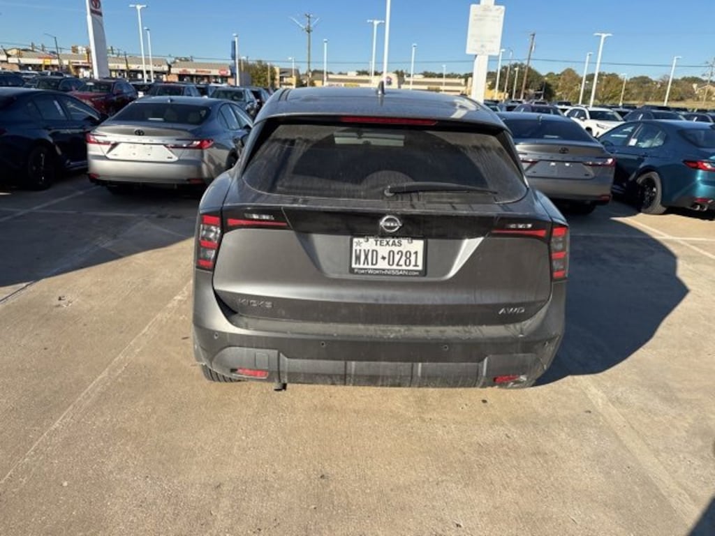 Used 2025 Nissan Kicks SV SUV