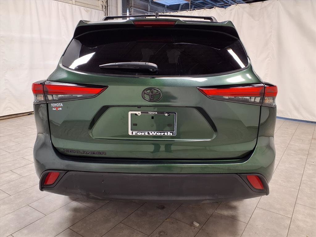 Used 2023 Toyota Highlander L SUV