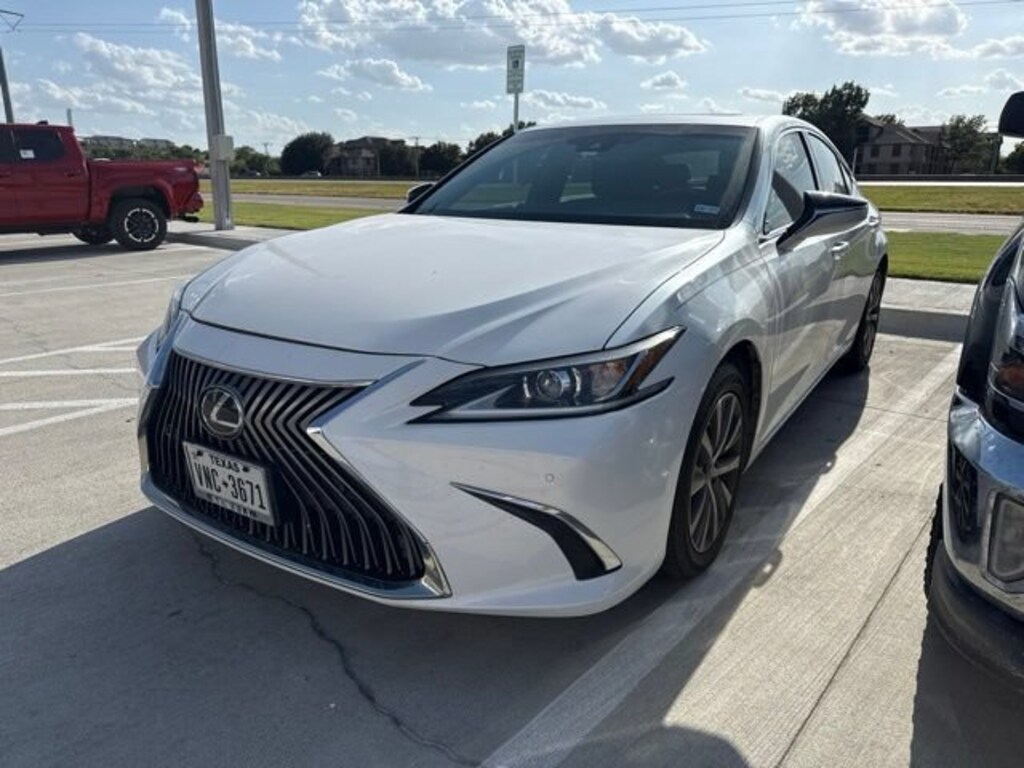 Used 2021 Lexus ES 350 Sedan