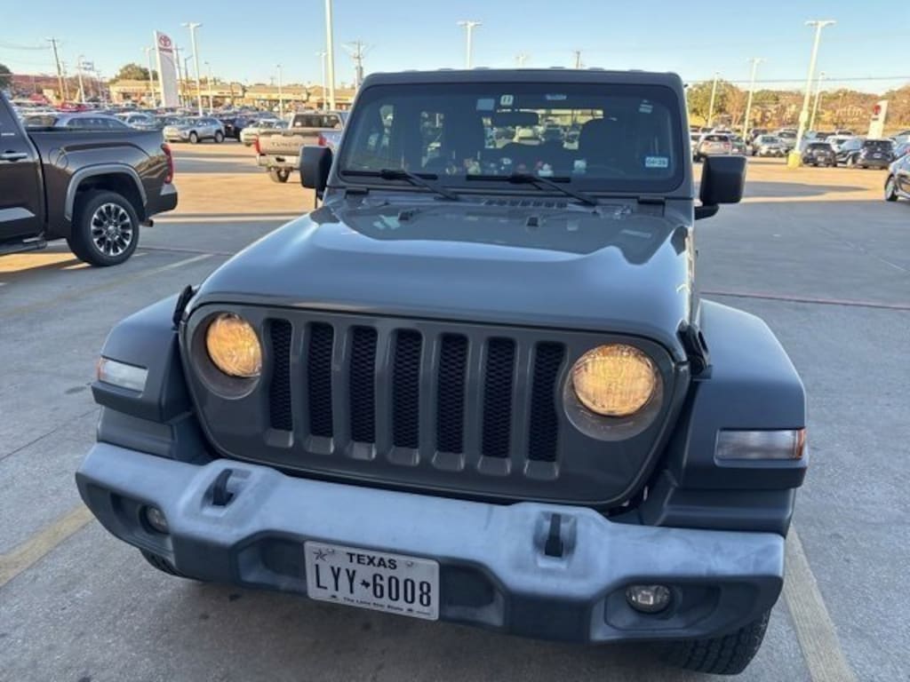 Used 2019 Jeep Wrangler Sport 4x4 SUV