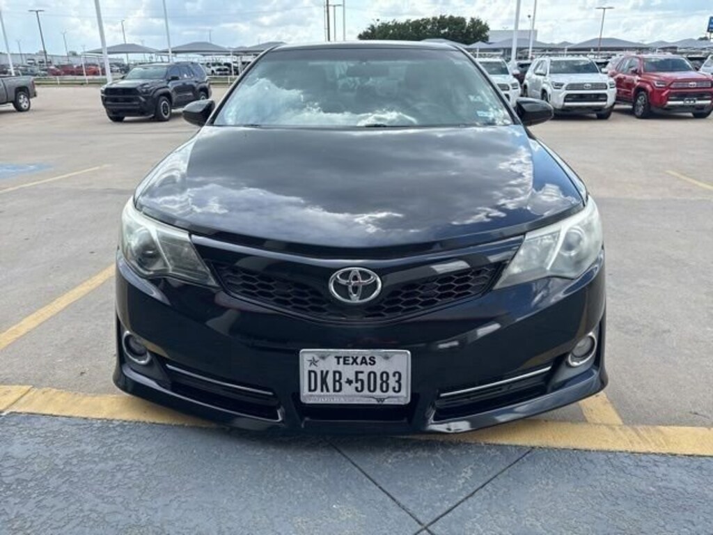 Used 2014 Toyota Camry L Sedan